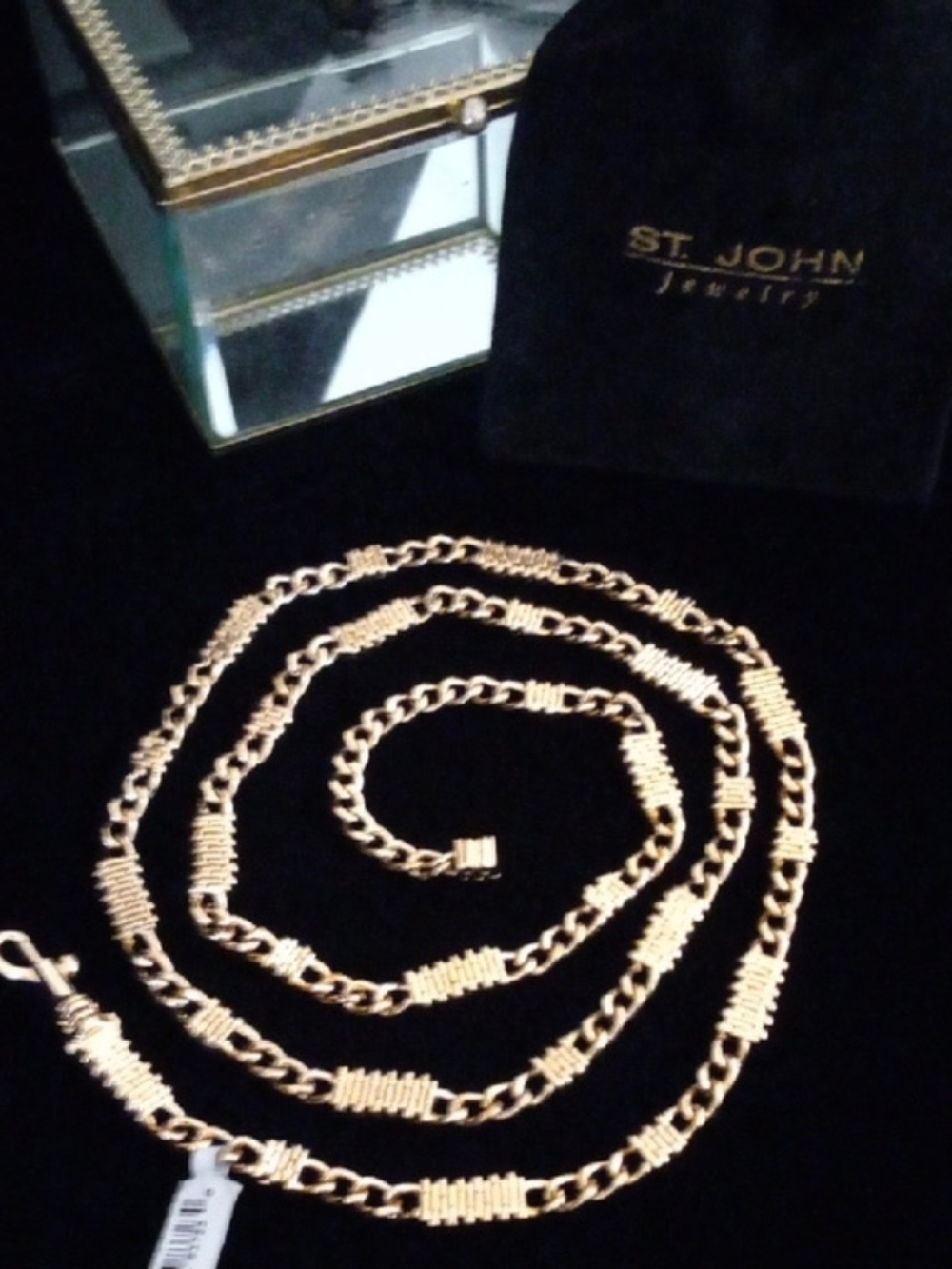 ST JOHN Vintage Gold-Tone Ribbed Link Belt